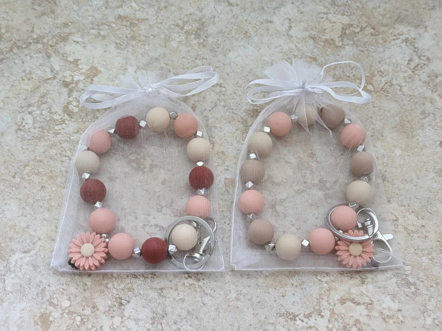 Daisy Beaded Wristlet